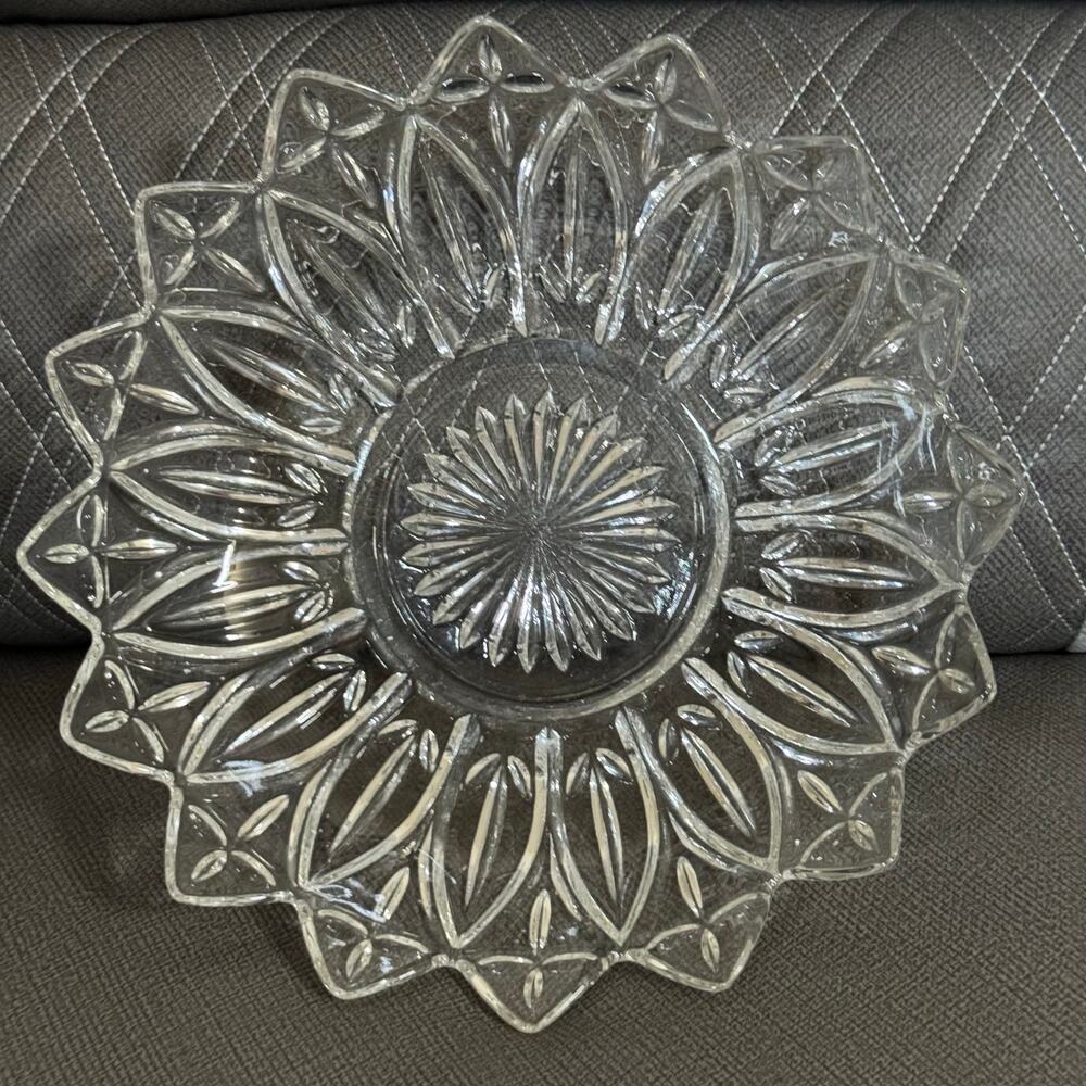 Vintage Clear Glass‎ Sunflower Serving Platter Dessert Plate